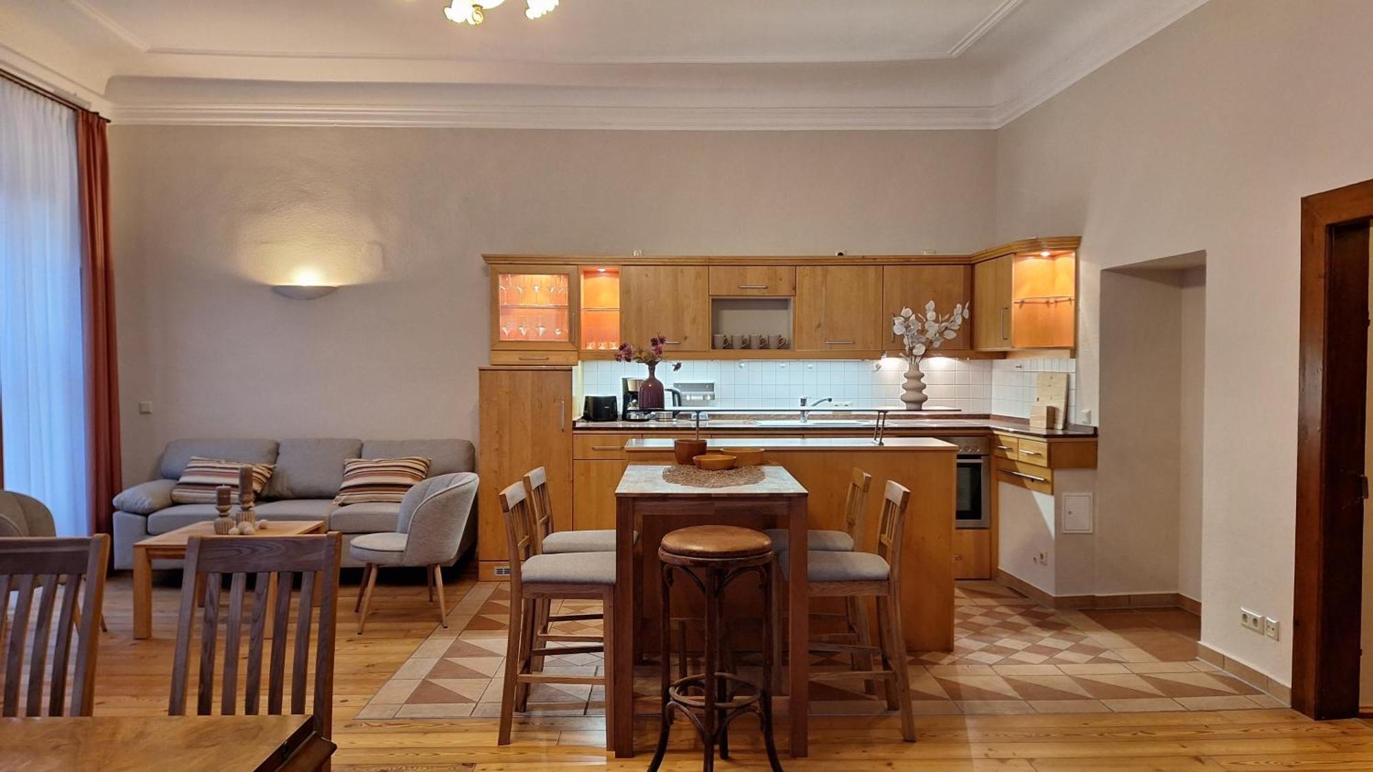 Stadtpalais Romantik-Suite 3 Zimmer Maximal 6 Personen Bautzen Luaran gambar
